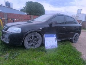 Claromecó: Una pareja presa, secuestro de droga, dinero y automóvil