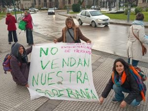 (videos)Tres Arroyos también marchó contra la Ley de Tierras