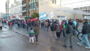 (videos)Tres Arroyos también marchó contra la Ley de Tierras