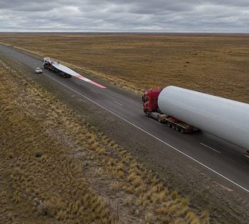 Llegaron al puerto bahiense componentes para un nuevo parque eólico